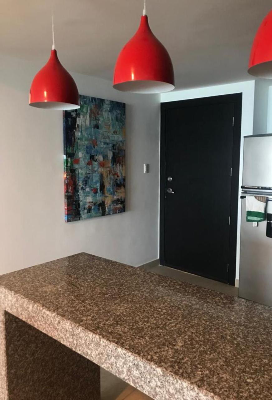 דירות סלינאס Lindo Departamento Al Pie De Playa Edificio Torre Oceanica מראה חיצוני תמונה