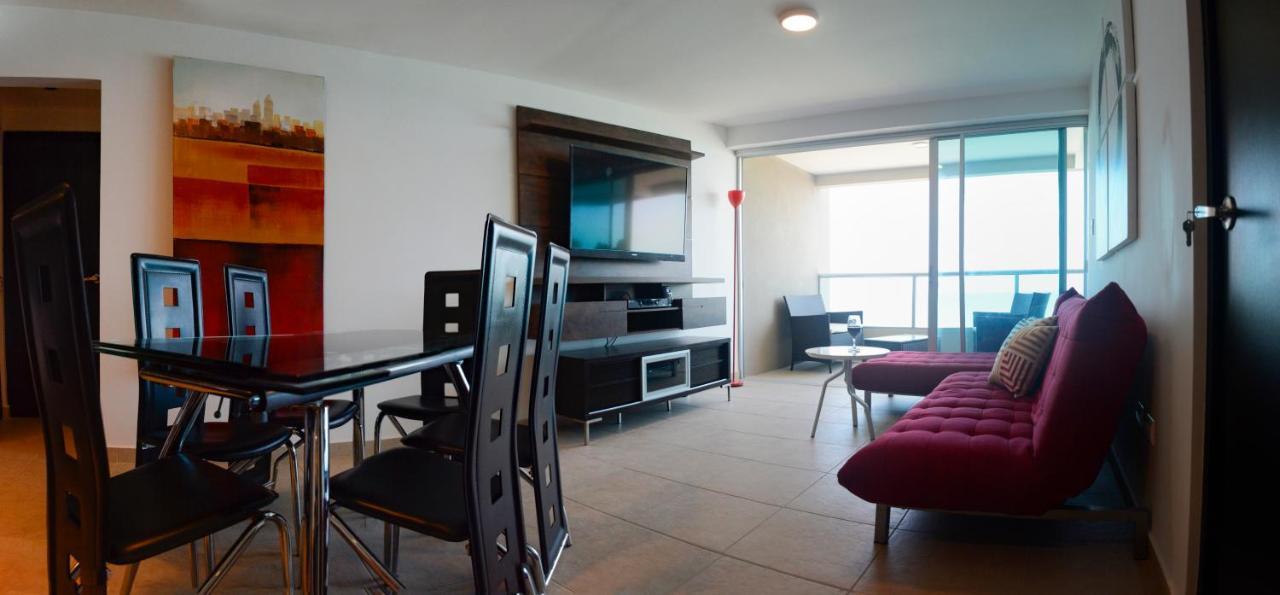דירות סלינאס Lindo Departamento Al Pie De Playa Edificio Torre Oceanica מראה חיצוני תמונה