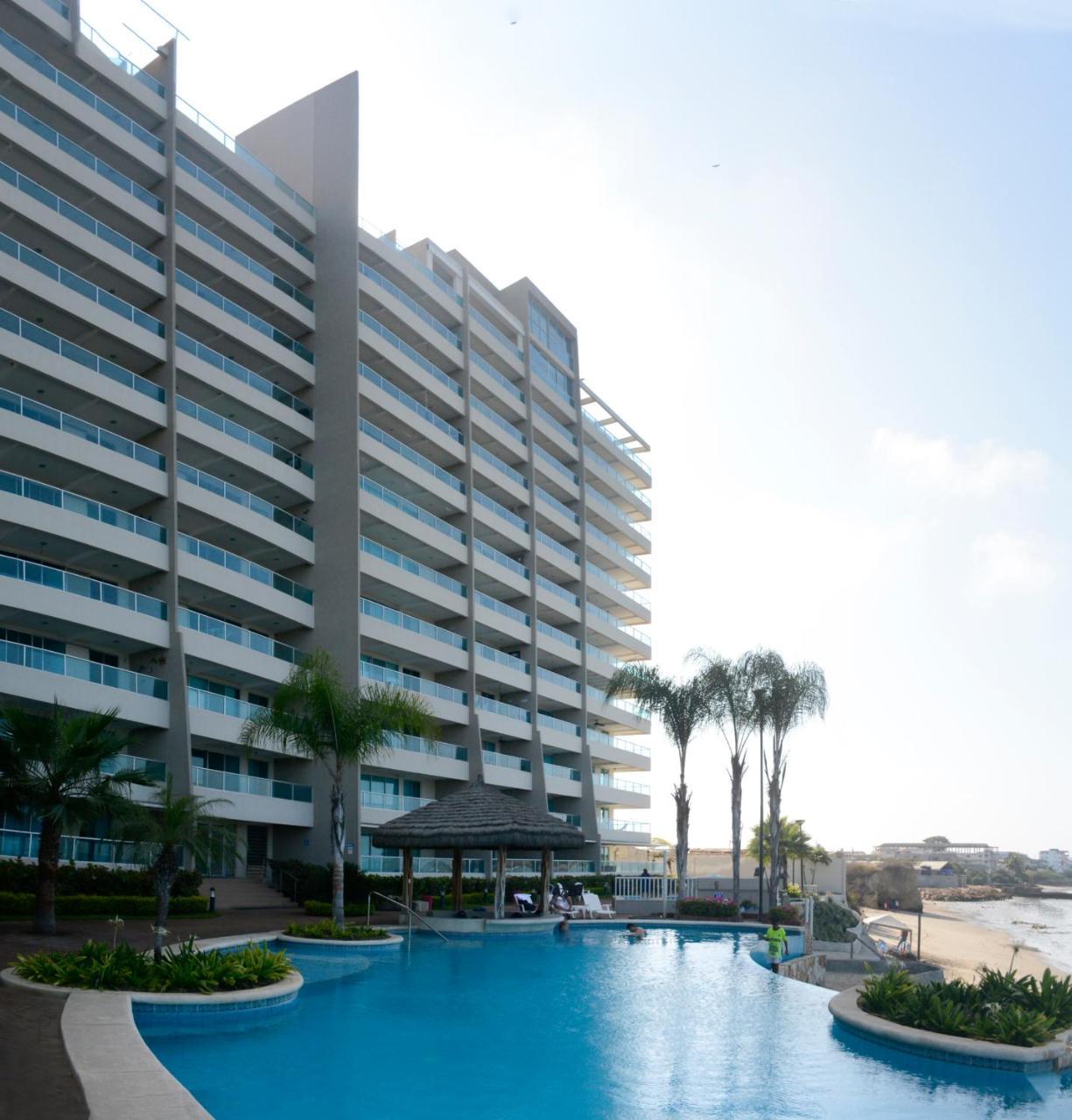 דירות סלינאס Lindo Departamento Al Pie De Playa Edificio Torre Oceanica מראה חיצוני תמונה