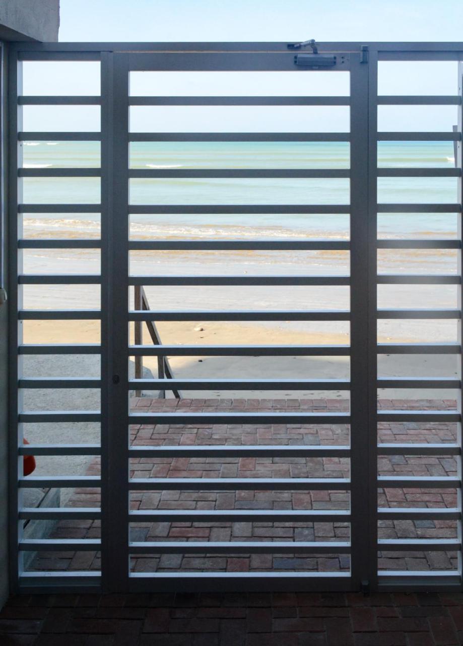 דירות סלינאס Lindo Departamento Al Pie De Playa Edificio Torre Oceanica מראה חיצוני תמונה